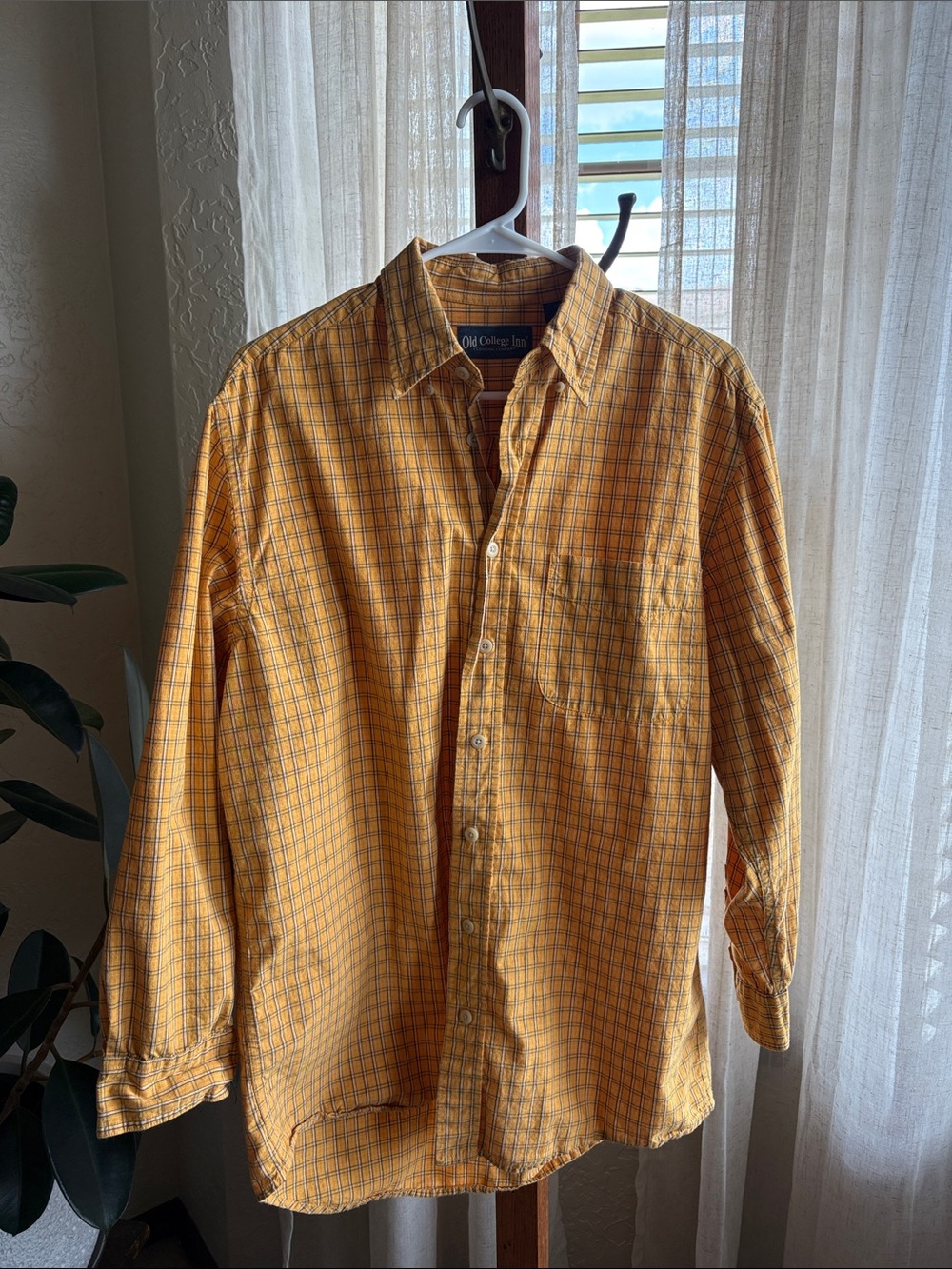 Old College Inn Men's Yellow Plaid Button-Down Shirt - Casual Long Sleeve